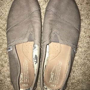 Toms women’s 6.5